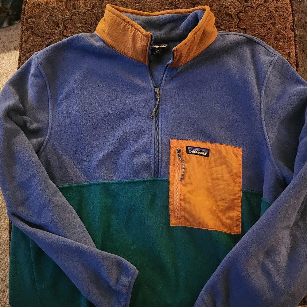 Men's XL Patagonia 1/2 zip fleece pullover